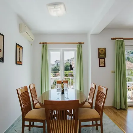 Apartment Mare-5 By Interhome Trogir