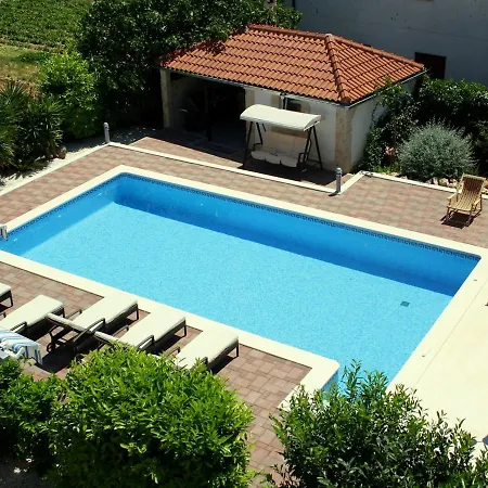Apartment Apartment Mare-5 By Interhome Trogir