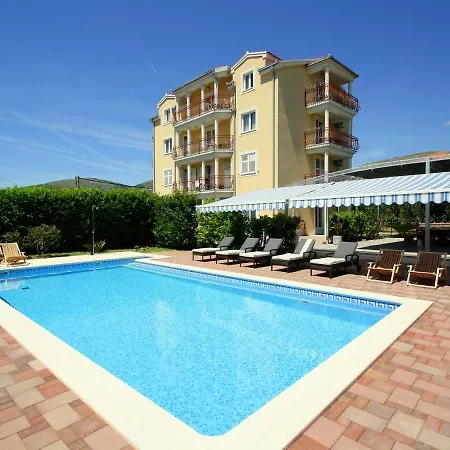 Apartment Mare-5 By Interhome