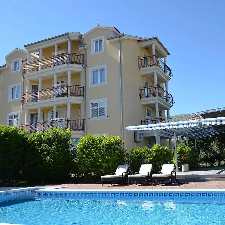Apartment Apartment Mare-5 By Interhome *