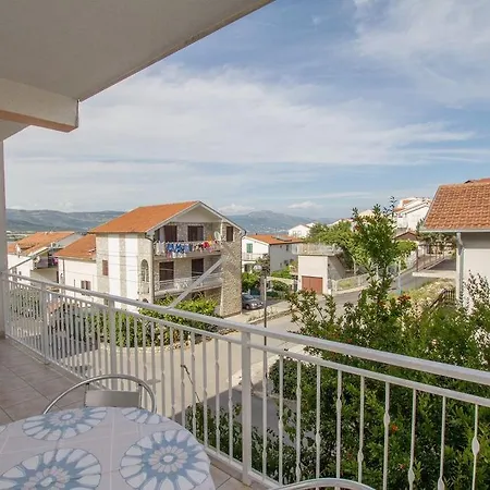 Apartment Apartment Mare-5 By Interhome Trogir