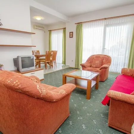 Apartment Mare-5 By Interhome Trogir